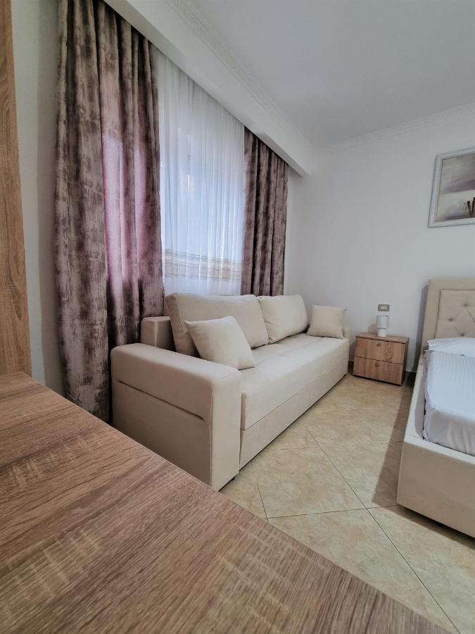 My Holiday House Hotel Durrës Eksteriør billede