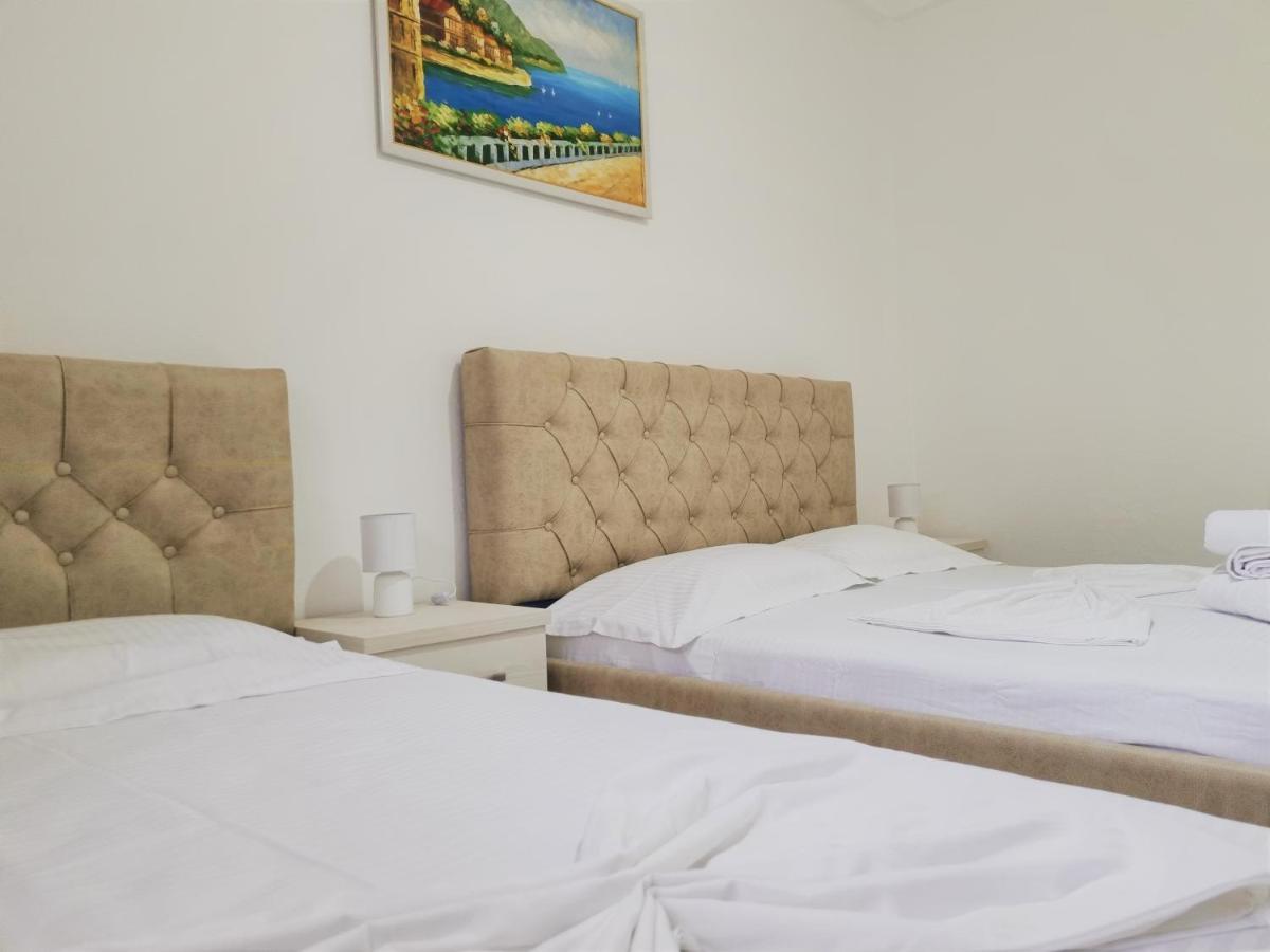 My Holiday House Hotel Durrës Eksteriør billede
