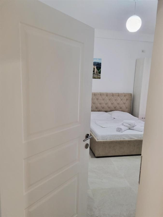 My Holiday House Hotel Durrës Eksteriør billede