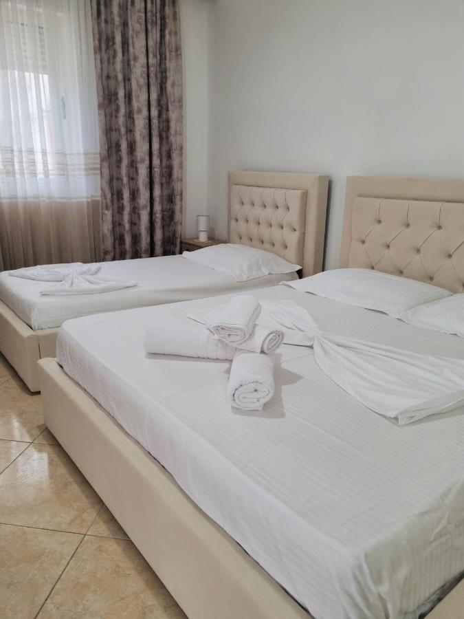 My Holiday House Hotel Durrës Eksteriør billede