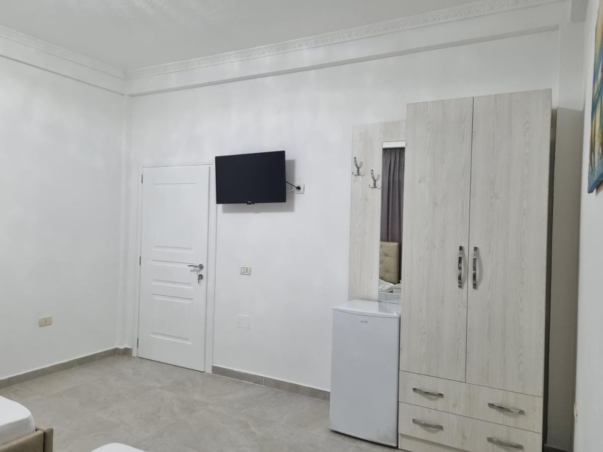 My Holiday House Hotel Durrës Eksteriør billede