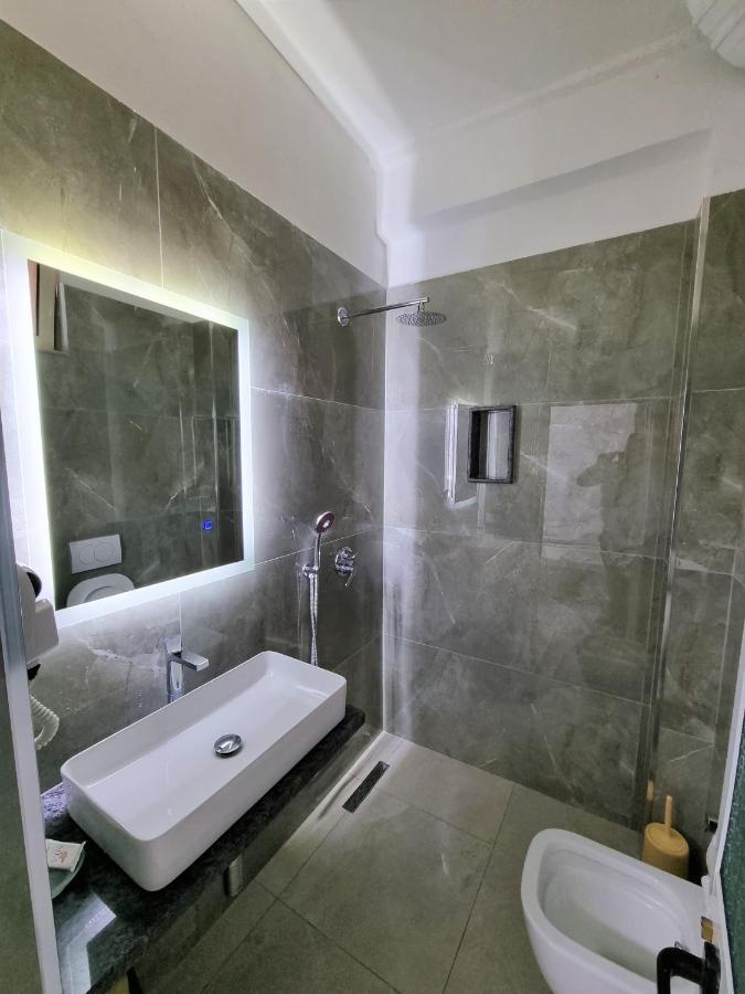 My Holiday House Hotel Durrës Eksteriør billede